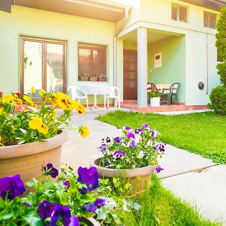 Apartmani Slavica Jagodina Luaran gambar
